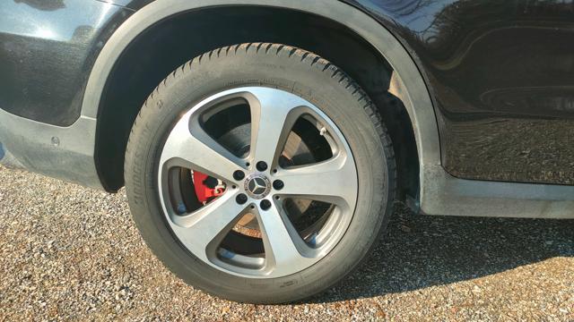 Mercedes-Benz GLC 220 d 4Matic Sport, del 2018, 159.000 km, in vendita a Sant Agata Sul Santerno (RA)