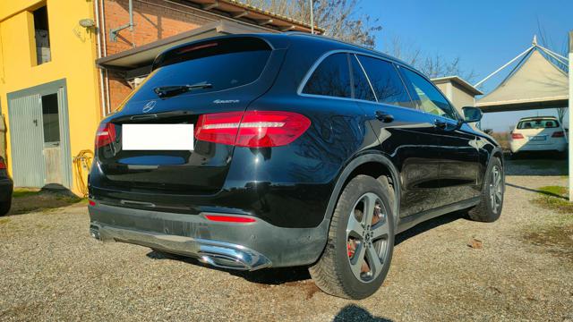 Mercedes-Benz GLC 220 d 4Matic Sport - foto 3 di 4
