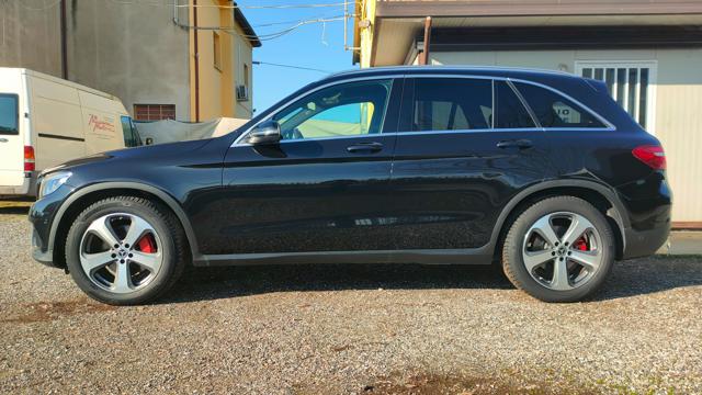 Mercedes-Benz GLC 220 d 4Matic Sport, del 2018, 159.000 km, in vendita a Sant Agata Sul Santerno (RA)