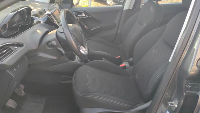 Peugeot 208 1.2 82CV BENZINA 5 porte Allure 58000KM - foto 2 di 4
