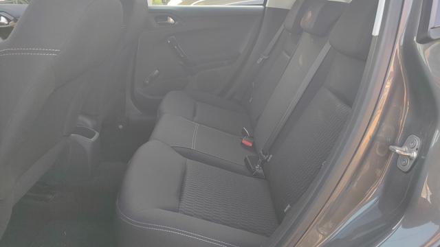 Peugeot 208 1.2 82CV BENZINA 5 porte Allure 58000KM - foto 3 di 4