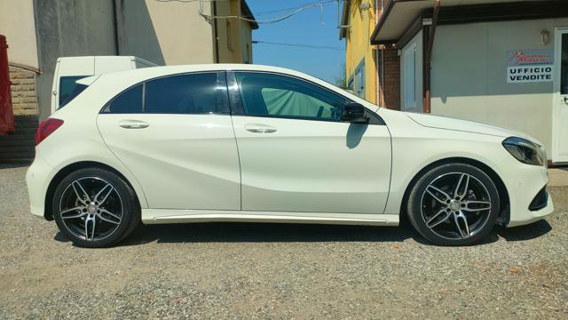 Mercedes-Benz A 180 d Automatic Premium AMG EURO 6 - foto 2 di 4