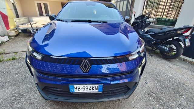 Renault Captur Full Hybrid E-Tech 160 CV Esprit Alpine - foto 3 di 4