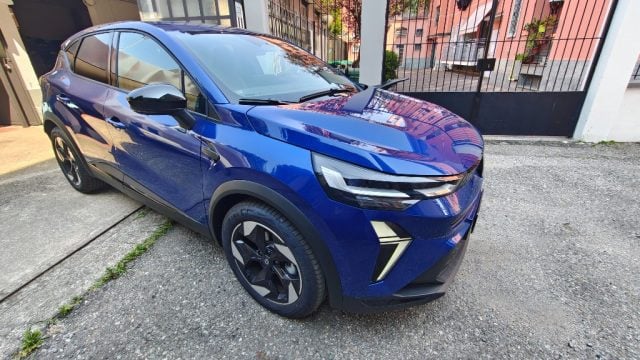 Renault Captur Full Hybrid E-Tech 160 CV Esprit Alpine - foto 2 di 4