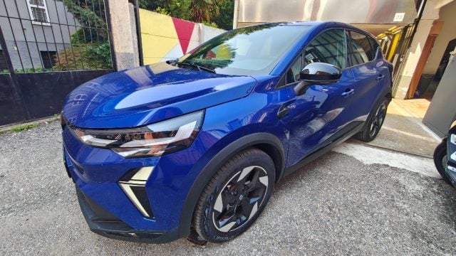 Renault Captur Full Hybrid E-Tech 160 CV Esprit Alpine usato a MILANO