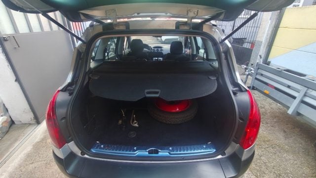 Peugeot 308 1.4 VTi 95CV SW Premium - foto 4 di 4