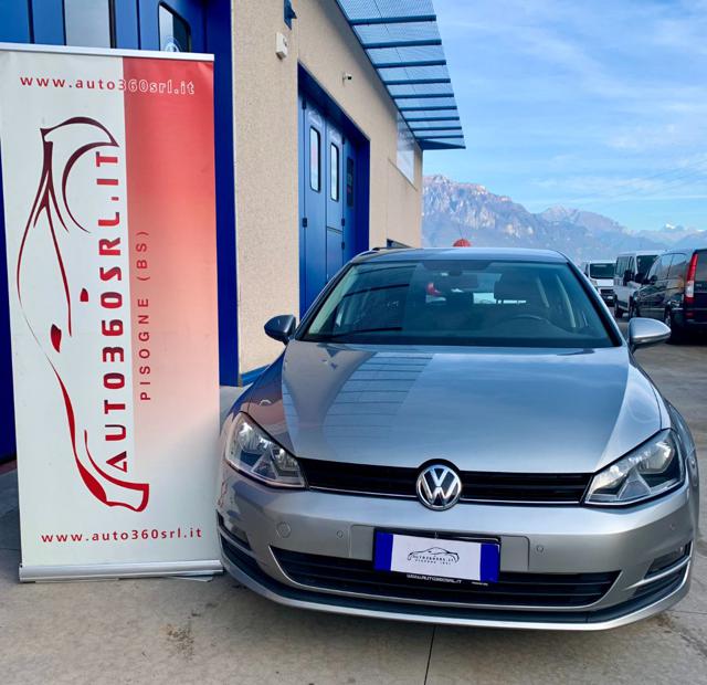 Volkswagen Golf 1.6 TDI 110 CV DSG BlueMotion distribuzione nuova usato a PISOGNE