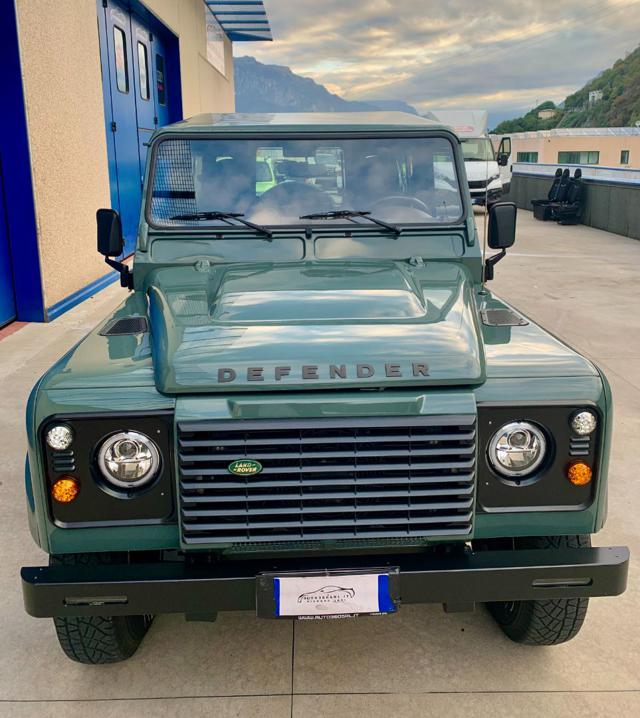 Land Rover Defender 90 2.4 TD4 SE STUPENDA DA VETRINA - foto 2 di 4