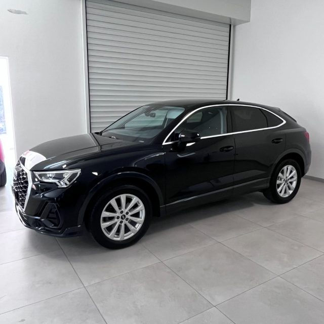 Audi Q3 SPB 35 TDI Business Plus - foto 3 di 4