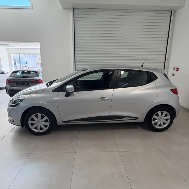 Renault Clio dCi 8V 90 CV 5 porte Business - foto 4 di 4