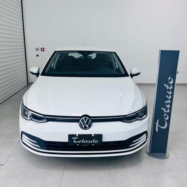 Volkswagen Golf 2.0 TDI DSG SCR Life - foto 2 di 4