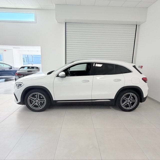 Mercedes-Benz GLA 220 d Automatic Premium - foto 4 di 4