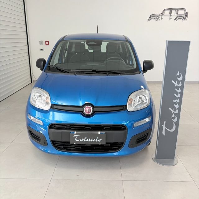 Fiat Panda 1.0 Fire Fly Hybrid - foto 2 di 4