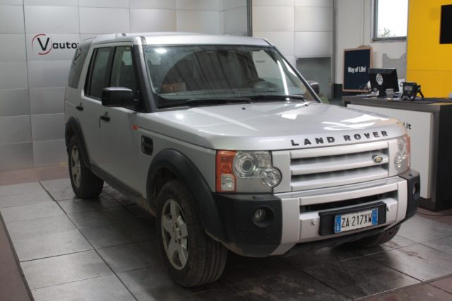Land Rover Discovery 2.7 TDV6 SE usato a CIVITA CASTELLANA