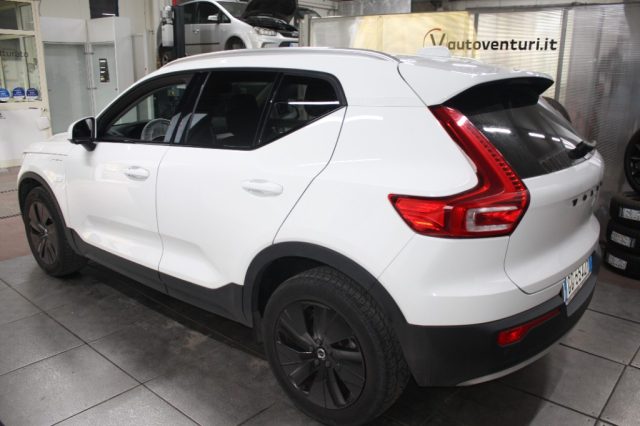 Volvo XC40 T5 Recharge Plug-in Hybrid Inscription Expression - foto 4 di 4