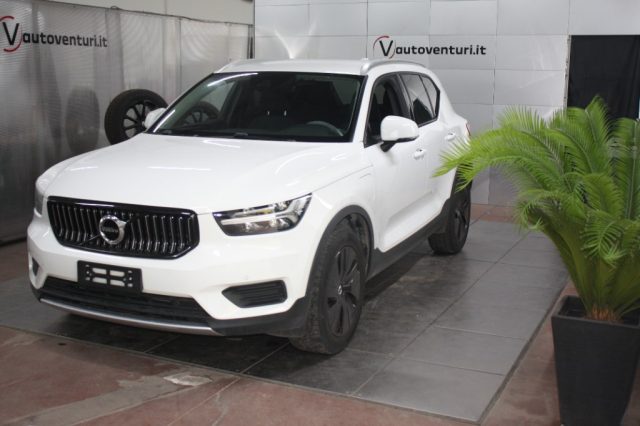 Volvo XC40 T5 Recharge Plug-in Hybrid Inscription Expression - foto 3 di 4