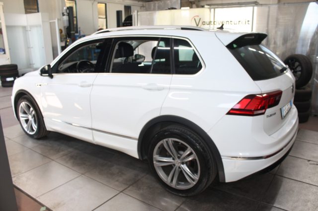 Volkswagen Tiguan 1.6 TDI SCR Sport BlueMotion Technology - foto 4 di 4