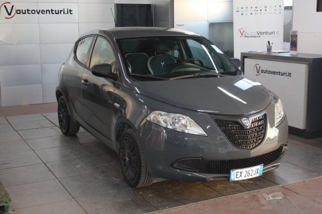 Lancia Ypsilon 1.3 MJT 16V 95 CV 5 porte Elefantino, del 2014, 118.000 km, in vendita a Civita Castellana (VT)