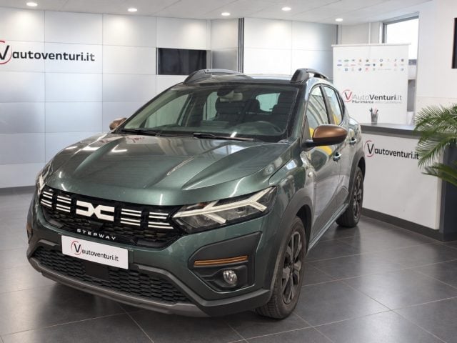 Dacia Sandero Stepway 1.0 TCe ECO-G Extreme, del 2023, 57.000 km, in vendita a Civita Castellana (VT)