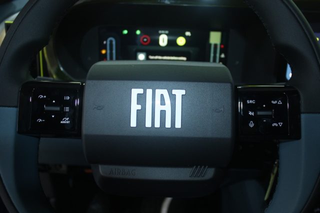 Fiat Grande Panda 1.2 Hybrid 110 CV La Prima km 0 a CIVITA CASTELLANA