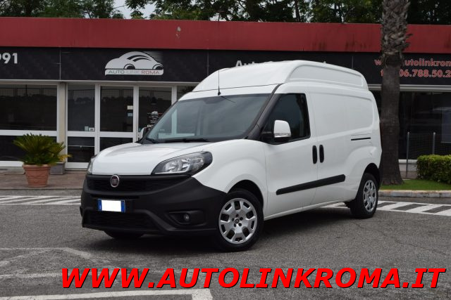 Fiat Doblo Cargo Maxi XL 1.6 MJT PL TA SX 3 posti 105CV - foto 2 di 4