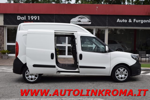 Fiat Doblo Cargo Maxi XL 1.6 MJT PL TA SX 3 posti 105CV - foto 3 di 4