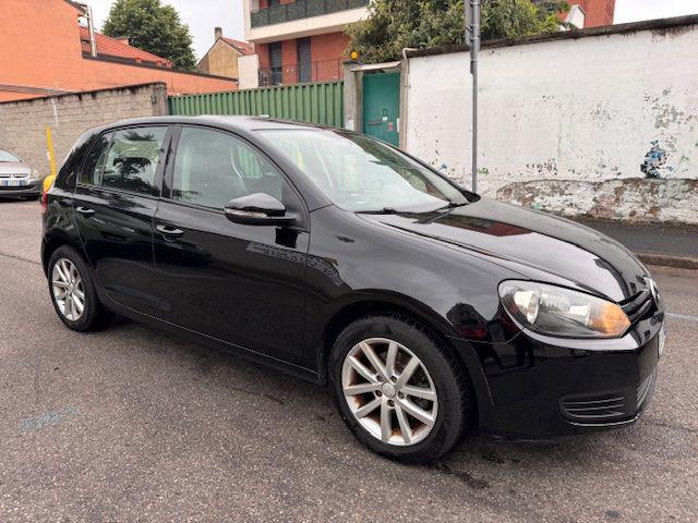 Volkswagen Golf 1.4 BENZINA 5 PORTE !!!! usato a MILANO