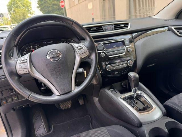 Nissan Qashqai 1.2 BENZINA AUTOMATICA !!! - foto 4 di 4