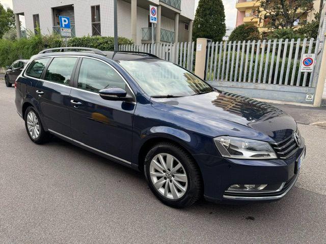 Volkswagen Passat S.W 1.6 DIESEL !!!! - foto 2 di 11