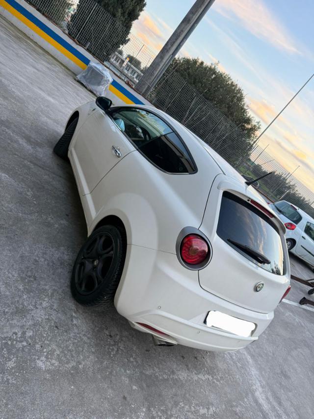 Alfa Romeo MiTo 170 CV Quadrifoglio Verde - foto 4 di 4