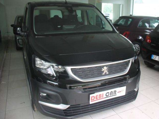Peugeot Rifter 7 posti Rifter usato a CALVI RISORTA