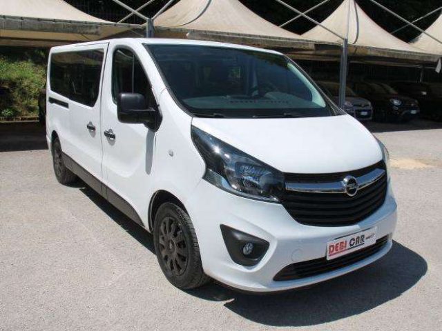 Renault Trafic 9 Posti Euro 6 usato a CALVI RISORTA