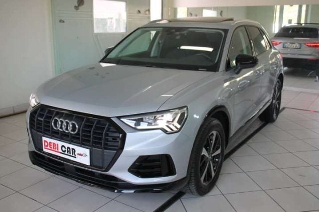 Audi Q3 40 NAVI TETTO QUATTRO, del 2020, 99.650 km, in vendita a Calvi Risorta (CE)