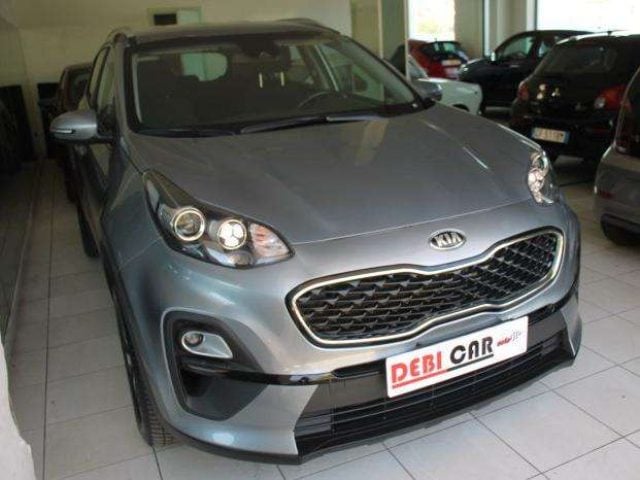 Kia Sportage CRDI ELETTRICA DIESEL, del 2021, 69.857 km, in vendita a Calvi Risorta (CE)