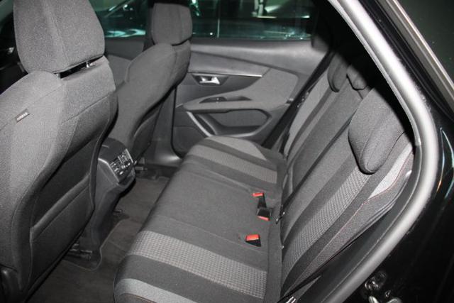 Peugeot 3008 BlueHDi 130 S&S Active Business usato a CALVI RISORTA