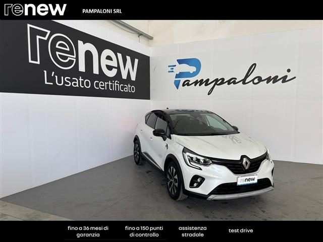 Renault Captur 1.0 tce Techno Gpl 100cv usato a SIENA