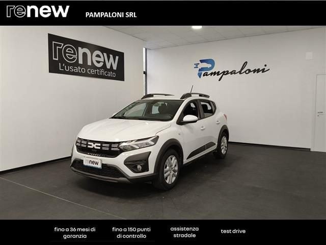 Dacia Sandero Stepway 1.0 tce Essential Eco-g 100cv, del 2023, 45.494 km, in vendita a Siena (SI)