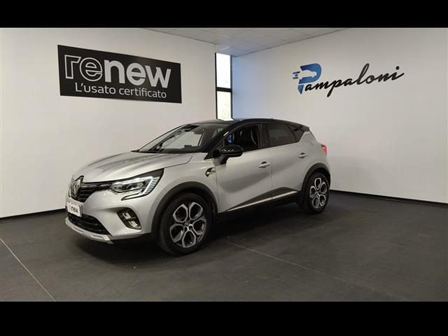 Renault Captur 1.0 tce Techno Fast Track Gpl 100cv - foto 3 di 4