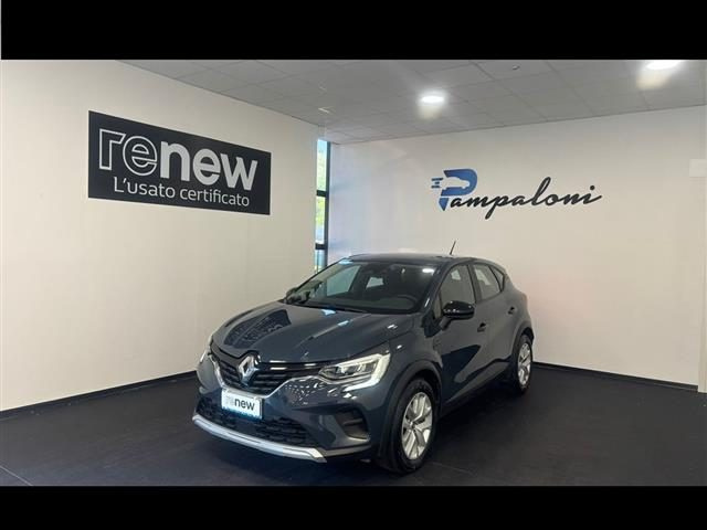 Renault Captur 1.6 E Tech full hybrid Equilibre 145cv auto - foto 2 di 4