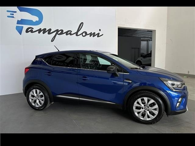 Renault Captur 1.6 E TECH Plug in Hybrid 160cv Intens Auto - foto 2 di 4