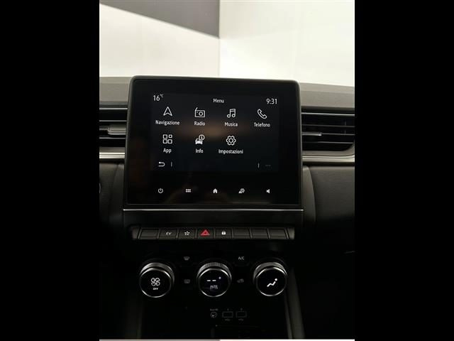 Renault Captur 1.6 E TECH Plug in Hybrid 160cv Intens Auto, del 2022, 51.072 km, in vendita a Siena (SI)