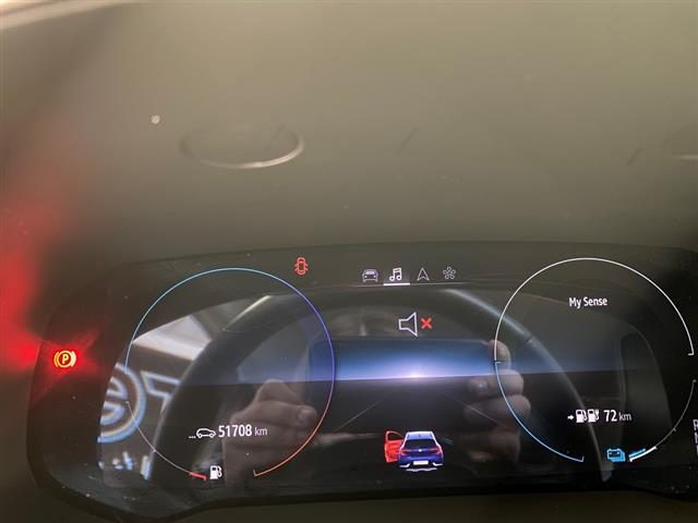 Renault Captur 1.6 E TECH Plug in Hybrid 160cv Intens Auto - foto 4 di 4