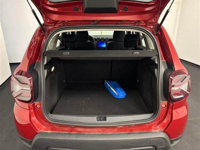 Dacia Duster 1.0 tce Comfort Gpl 4x2 100cv, del 2021, 73.800 km, in vendita a Siena (SI)
