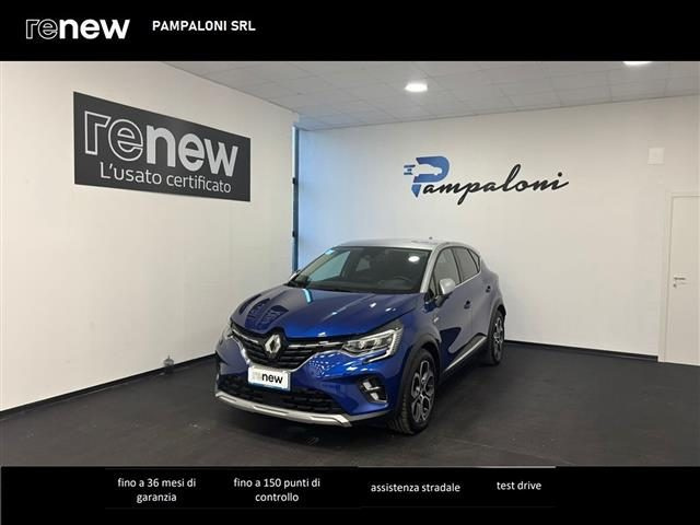 Renault Captur 1.6 E-TECH Plug-in Hybrid 160cv Intens Auto usato a SIENA