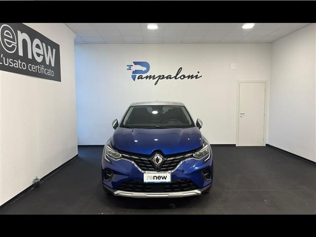 Renault Captur 1.6 E-TECH Plug-in Hybrid 160cv Intens Auto - foto 2 di 4