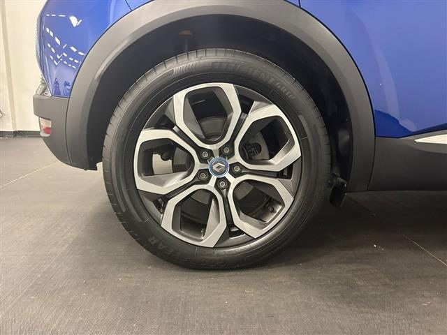 Renault Captur 1.6 E-TECH Plug-in Hybrid 160cv Intens Auto - foto 4 di 4