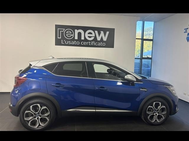 Renault Captur 1.6 E-TECH Plug-in Hybrid 160cv Intens Auto usato a SIENA