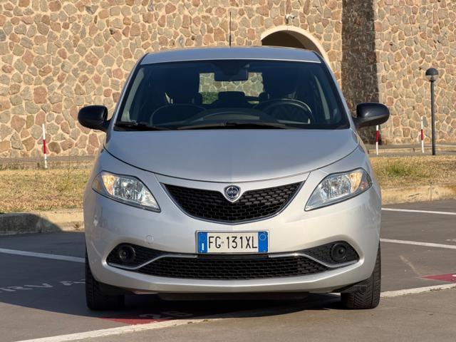 Lancia Ypsilon 1.2 GOLD 5 POSTI+UCONNECT+SENSORI PARK - foto 2 di 4