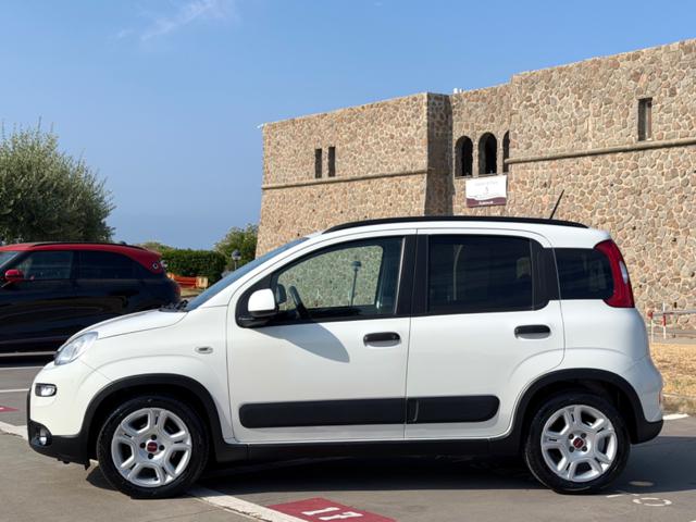 Fiat Panda 1.0 HYBRID CITY LIFE+CLIMATRONIC+SCHERMO+5POSTI - foto 4 di 4