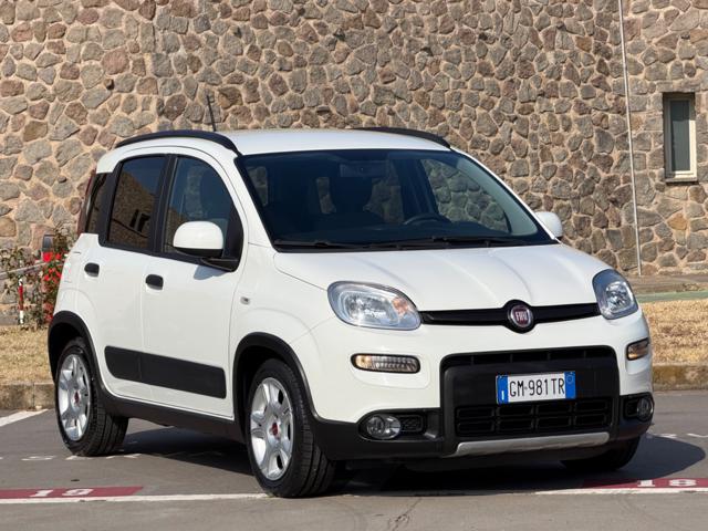 Fiat Panda 1.0 HYBRID CITY LIFE+CLIMATRONIC+SCHERMO+5POSTI - foto 3 di 4